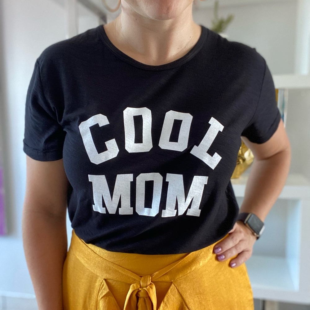 Cool mom Tee
